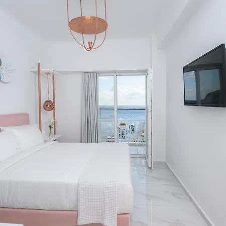 Nama Boutique 3* Tínos
